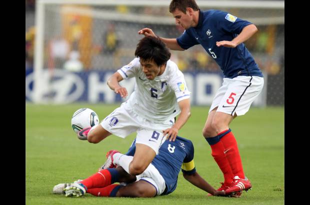 Colprensa - Francia se recuper&#243; de la goleada contra Colombia. El conjunto asi&#225;tico ven&#237;a de derrotar 2-0 a Mal&#237;.