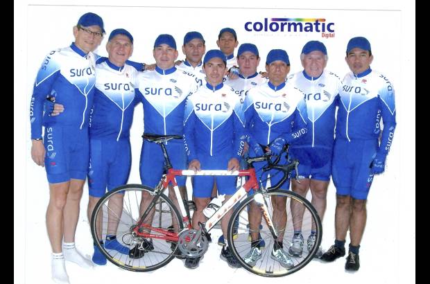 Cortes&#237;a - El equipo de Suramericana.