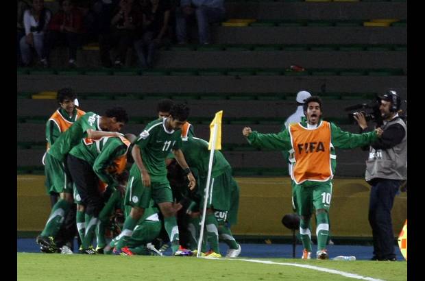 Colprensa - Arabia se dio cuenta que tenía elementos de sobra para atacar y tomó la decisión de dar espectáculo en Armenia.