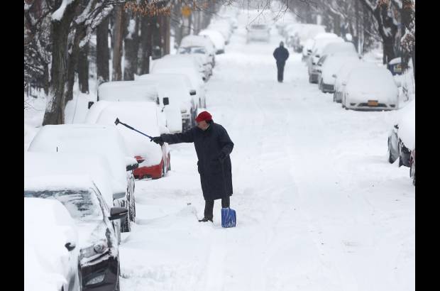 AP - Esta era la panorámica en la mañana dle viernes en Albany, Nueva York, luego de la tormenta de nieve que cayó sobre Estados Unidos.