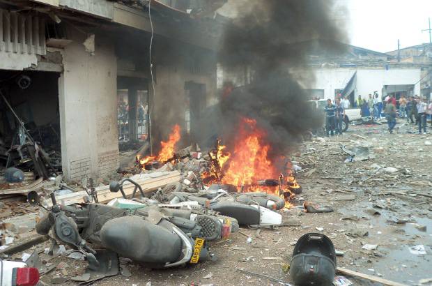 Colprensa - Una recompensa de hasta 100 millones de pesos ofrecieron en la tarde de este miércoles las autoridades para esclarecer los responsables del atentado en Tumaco.