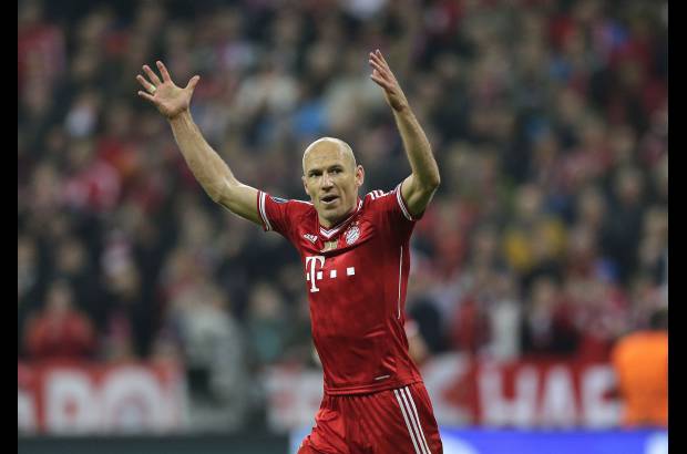 AP - Pero el Bayern reaccion&#243; gracias a una gran actuaci&#243;n de Arjen Robben y no le dio posibilidades de recuperaci&#243;n al conjunto ingl&#233;s.