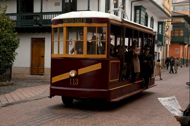 FOTOS CORTES&#205;A - No fue una tarea f&#225;cil poder transformar 40 locaciones en la capital para que se vieran como la Bogot&#225; de 1948, incluso con su cl&#225;sico tranv&#237;a que sufri&#243; la furia de los gaitanistas quienes ante el dolor producido por la p&#233;rdida de su l&#237;der decidieron acabar con la ciudad.