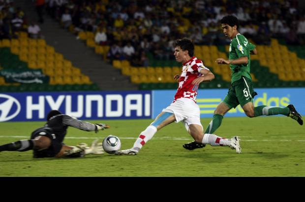 Colprensa - Croacia, con más vocación ofensiva, buscó insistentemente el arco de Abdullah Alsdairy.