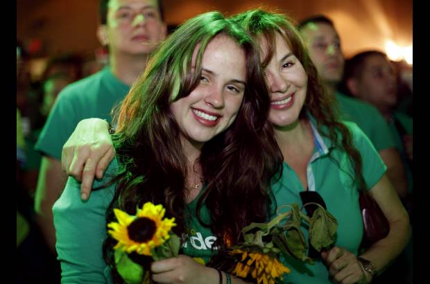 Reuters - Mockus confía en remontar los resultados en la segunda vuelta, el próximo 20 de julio.