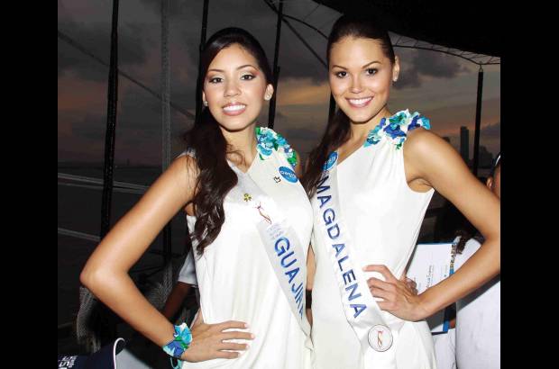 Colprensa - Las 24 candidatas al Concurso Nacional de Belleza, junto a 25 niños de varias instituciones educativas de Cartagena, visitaron y conocieron el Buque Escuela ARC Gloria, de la Armada Nacional.