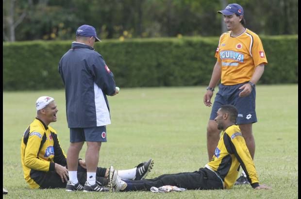 Foto archivo - El portero vallecaucano Miguel &#193;ngel Calero Rodr&#237;guez descrest&#243; con todo su talento en el club Independiente de Ginebra, el Club Sporting de Barraquilla, el Deportivo Cali, el Club Atl&#233;tico Nacional, el Pachuca y la selecci&#243;n Colombia.