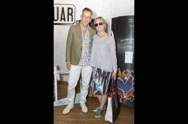 - Mono Casas y Rocío Arias.