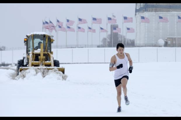 AP - Apenas unos d&#237;as antes del comienzo de la primavera la nieve se dej&#243; ver en Washington.