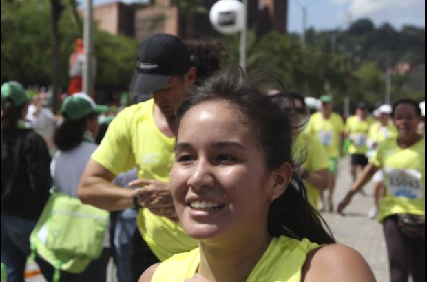 Esteban Jaramillo y Sebastián Salazar - Más de 10 mil competidores se dieron cita en esta histórica cita deportiva que se corría en las modalidades de 5, 10, 21 y 42 kilómetros.