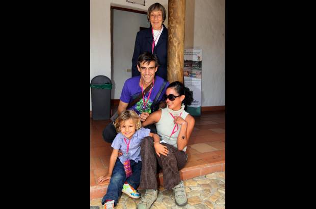 Jaime P&#233;rez - Margot G&#243;mez de Pellegrino, Juan Carlos Pellegrino, Carolina Pellegrino y Alicio Pellegrino.