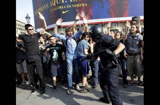 Reuters - En España, uno de cada cinco trabajadores está desempleado, una cifra que llega al 45 por ciento entre los jóvenes.