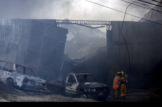 Foto Manuel Saldarriaga - Los bomberos de la poblaci&#243;n confirmaron que la emergencia se registra en el sector de Chingu&#237;, cerca de El Salado.