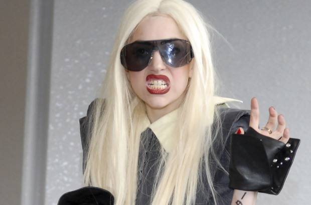 Cortes&#237;a - 5. Seg&#250;n Forbes, Lady Gaga vale 227.4 millones de d&#243;lares, por encima de Oprah Winfrey.