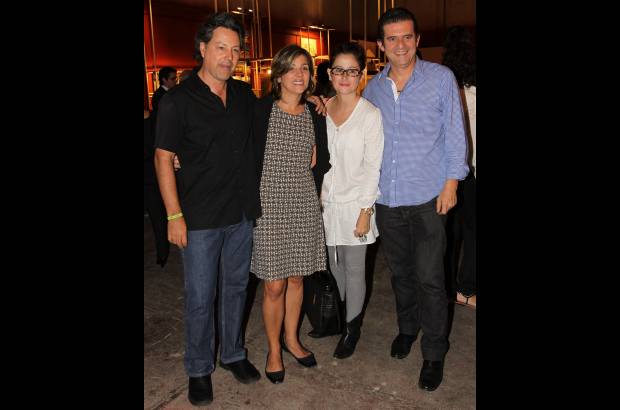 David Sánchez - Alejandro Echeverri, Paula Restrepo, Juliana Restrepo y Julián Posada.