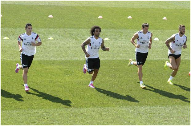 Afp - El grueso de la plantilla del Real Madrid complet&#243; este martes en la Ciudad Deportiva su primer entrenamiento, con el colombiano James Rodr&#237;quez a bordo.