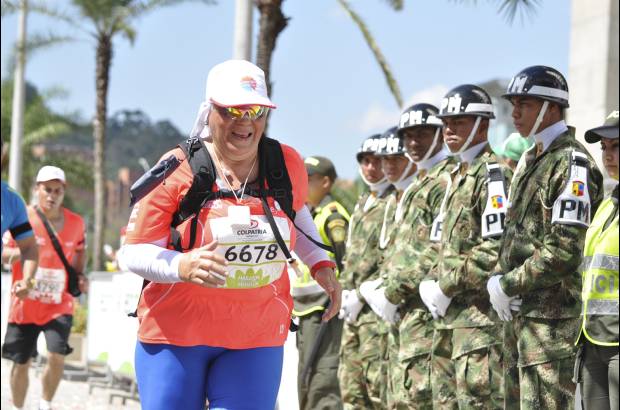 Esteban Jaramillo y Sebasti&#225;n Salazar - M&#225;s de 10 mil competidores se dieron cita en esta hist&#243;rica cita deportiva que se corr&#237;a en las modalidades de 5, 10, 21 y 42 kil&#243;metros.