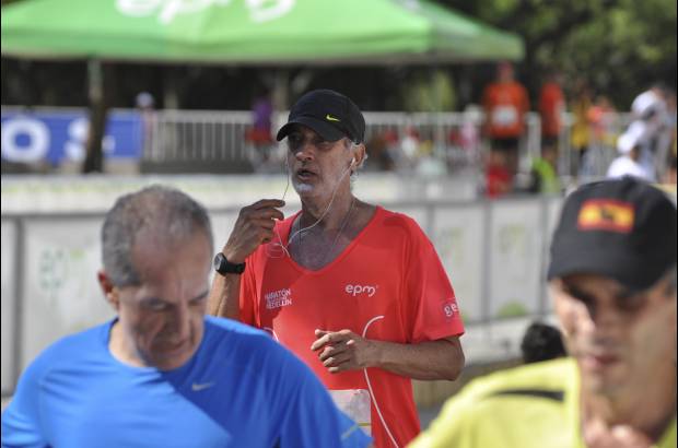 Esteban Jaramillo y Sebasti&#225;n Salazar - M&#225;s de 10 mil competidores se dieron cita en esta hist&#243;rica cita deportiva que se corr&#237;a en las modalidades de 5, 10, 21 y 42 kil&#243;metros.