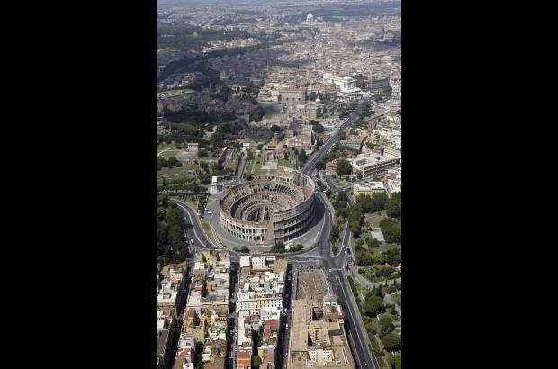 Reuters - La falsa predicción decía que el Coliseo se derrumbaría.