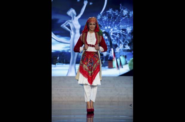 AP - Miss Albania, Adrola Dushi.