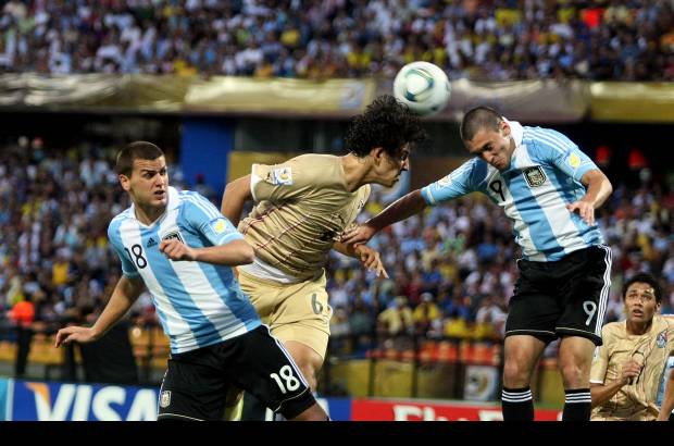 Jaime P&#233;rez - Fue un choque muy equilibrado, en el que Egipto tuvo contra las cuerdas a Argentina en el &#250;ltimo cuarto de hora, obligando varias intervenciones del arquero Esteban Andrade.