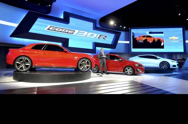 Reuters - El Sal&#243;n Internacional del Autom&#243;vil de Detroit abri&#243; sus puertas para mostrar hasta 40 novedades de los grandes fabricantes mundiales del motor.