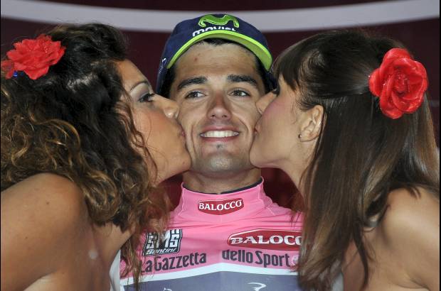 AP - Be&#241;at Inxtsuati (Movistar) es el nuevo l&#237;der del Giro.