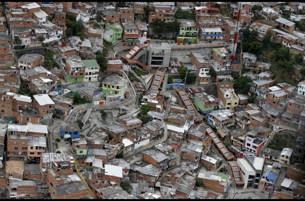 Donaldo Zuluaga - Las escaleras son referente de innovaci&#243;n social en Medell&#237;n.