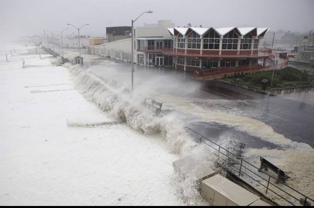 Reuters - La tormenta sigue su recorrido y &quot;todav&#237;a es potencialmente peligrosa&quot;.