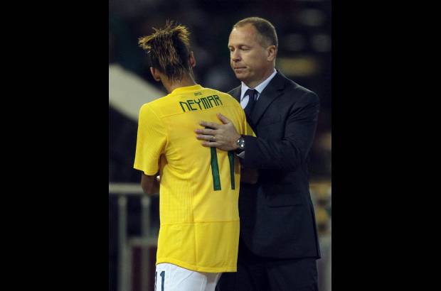 Reuters - &quot;Necesit&#225;bamos una buena actuaci&#243;n como la de este mi&#233;rcoles, la mejor del torneo para nosotros. Pero hay que mejorar, siempre hay aspectos para corregir&quot;, dijo Mano Menezes, t&#233;cnico de Brasil.