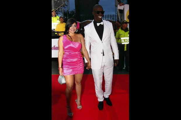 Mauricio Alvarado-Colprensa - el actor Omar Murillo llam&#243; la atenci&#243;n por su traje blanco.