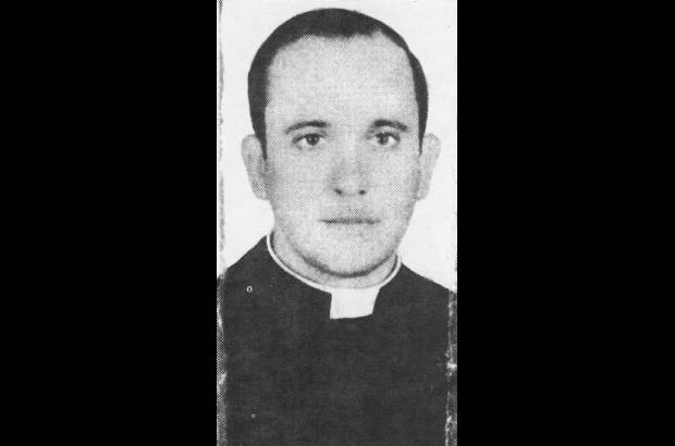 AP - El argentino Jorge Mario Bergoglio es el primer latinoamericano que llega al trono de San Pedro y el primero que adopta ese nombre y tambi&#233;n el primer jesuita.
