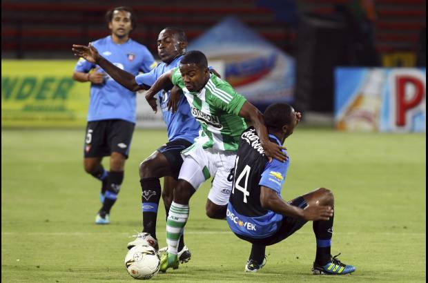 Edwin Bustamante - Dorlan Pab&#243;n fue la figura de la Noche Verde. Marc&#243; los dos goles que pusieron a celebrar a los 18.195 espectadores que llegaron al Atanasio Girardot.