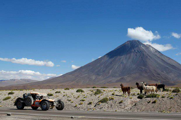 Reuters - En terrenos de Suram&#233;rica avanza la dura competencia.