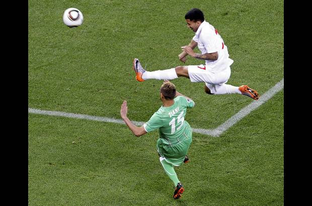 Reuters - Eslovenia lidera el grupo con cuatro puntos tras igualar 2-2 con Estados Unidos, que por su parte suma dos unidades al igual que Inglaterra mientras que Argelia cierra el grupo con una.