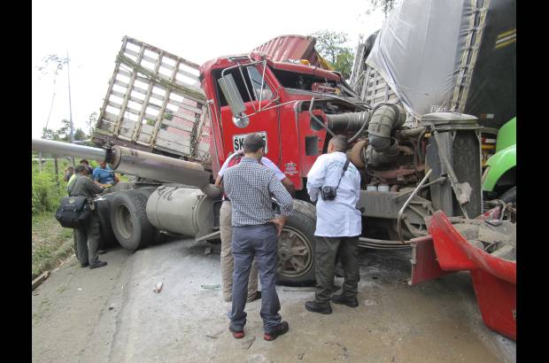 Guillermo Benav&#237;dez - El comandante de la Polic&#237;a de Tr&#225;nsito de Medell&#237;n, el teniente coronel Jaime Oswaldo Gu&#237;o, confirm&#243; que el accidente se registr&#243; en el sector conocido como El Sesenta.