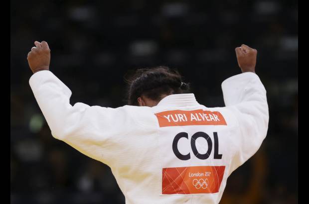Foto Reuters - Con el nombre de Colombia en su espalda, Yuri levant&#243; los brazos para celebrar.
