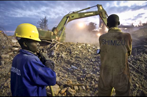 AP - Ruanda decidi&#243; centrarse en potenciar el desarrollo de una econom&#237;a tan lastrada, como la de muchos otros pa&#237;ses africanos.