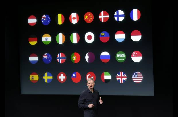 AP - Al inicio de la presentaci&#243;n Tim Cook confirm&#243; que el iPhone 6 y iPhone 6 plus llegar&#225; al final de semana en 32 pa&#237;ses.