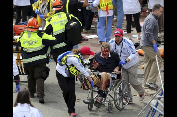 AP - La investigación apunta a que los explosivos estaban en una papelera junto a la línea de meta de la competición deportiva.