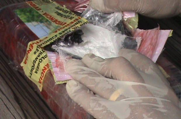 Cortes&#237;a: Polic&#237;a - En lo que va corrido del a&#241;o, la Polic&#237;a Antioquia ha incautado de 412 Kilos de coca&#237;na, en las diferentes v&#237;as de Antioquia.