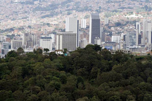 Donaldo Zuluaga - Los retos de la ciudad son m&#225;s equidad, educaci&#243;n y empleo.