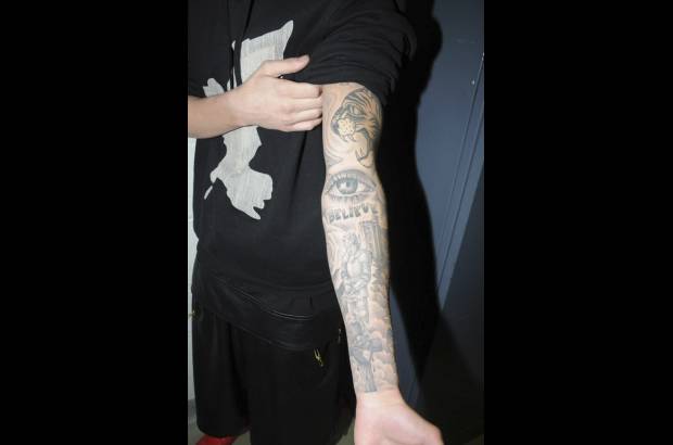 Reuters - Las evidencias presentadas previamente muestran que una prueba de aliento concluy&#243; que el nivel de alcohol en la sangre de Bieber era menor a 0,2, el l&#237;mite para las personas menores de 21 a&#241;os en Florida.