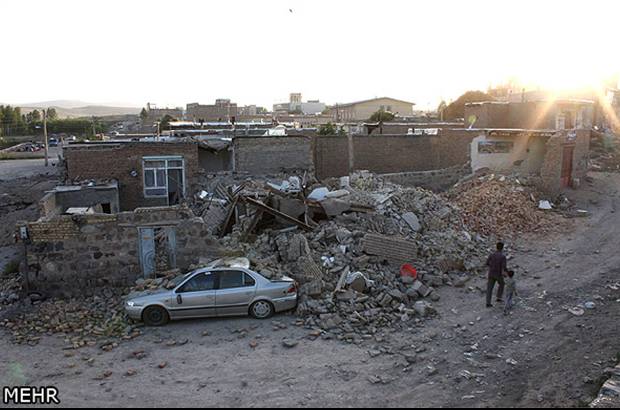 Reuters - La mayor parte del territorio de Irán, incluido Teherán, la capital, una ciudad de 14 millones de habitantes, se encuentra en una zona de constantes movimientos telúricos, que han ocasionado decenas de miles de muertos en las últimas décadas.