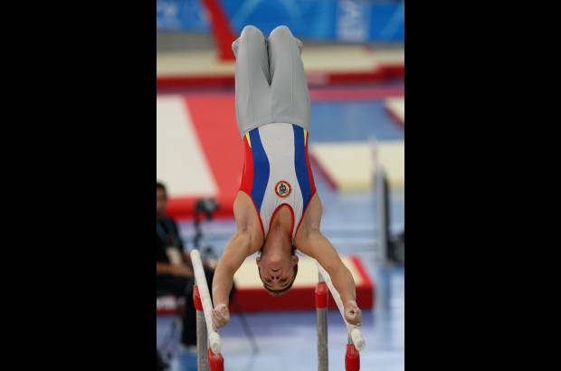 Juan Antonio S&#225;nchez - El gimnasta colombiano Jorge Hugo Giraldo se colg&#243; la medalla de oro en la clasificaci&#243;n general individual de art&#237;stica. Colombia tambi&#233;n alcanz&#243; platas con Didier Lugo y en equipos, en la que gan&#243; Brasil.