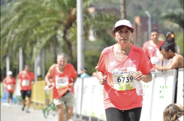 Esteban Jaramillo y Sebasti&#225;n Salazar - M&#225;s de 10 mil competidores se dieron cita en esta hist&#243;rica cita deportiva que se corr&#237;a en las modalidades de 5, 10, 21 y 42 kil&#243;metros.