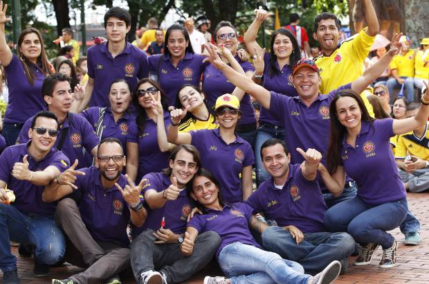 FOTO JAIME P&#201;REZ - A miles de kil&#243;metros del Maracan&#225; los aficionados de Colombia festejaron el hist&#243;rico triunfo ante Uruguay y la clasificaci&#243;n de la Selecci&#243;n, por primera vez, a unos cuartos de final en la Copa del Mundo.