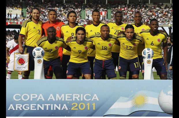 Reuters - COLOMBIA: Mario Yepes, Luis Mart&#237;nez, Abel Aguilar, Freddy Guar&#237;n, Adri&#225;n Ramos, Luis Perea. Abajo: Pablo Armero, Radamel Falcao, Camilo Z&#250;&#241;iga, Dayro Moreno , Carlos S&#225;nchez.