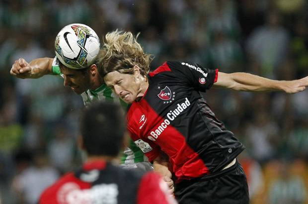 FOTOS JAIME PÉREZ - Juan Pablo Ángel abrió el marcador para el verde y marcó su segundo gol en la actual Liga Postobón.