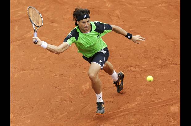 Reuters - Ferrer aguant&#243; lo que pudo, pero un vendaval le pas&#243; por encima. &quot;Hizo un tenis perfecto&quot;, resumi&#243; Alex Corretja, capit&#225;n del equipo espa&#241;ol de Copa Davis.